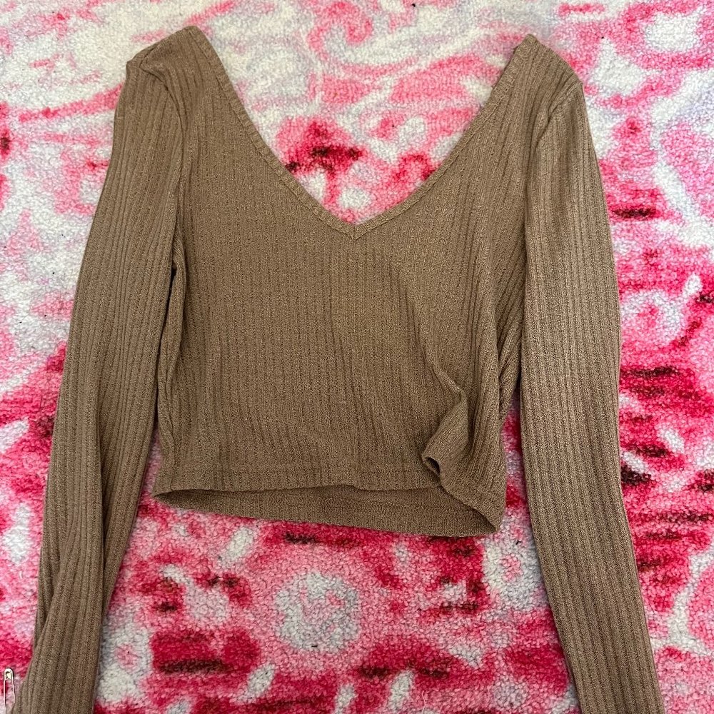 Ribbed V neck long sleeve
